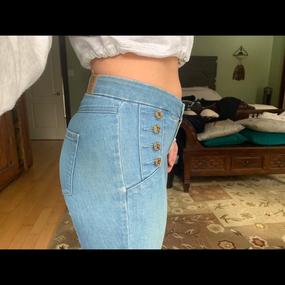 Sky blue jeans - Picture 6 of 11